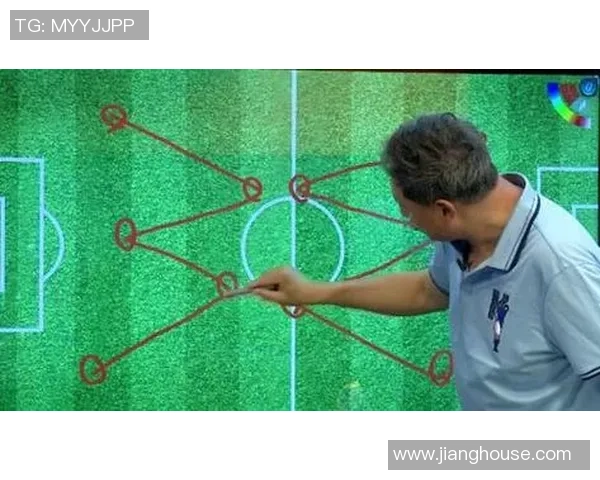 武汉足球队战术揭秘：从战术布局到球员配合的全面分析与探讨