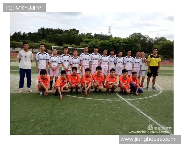 致足球明星的一封信：感谢你们带来的激情与梦想