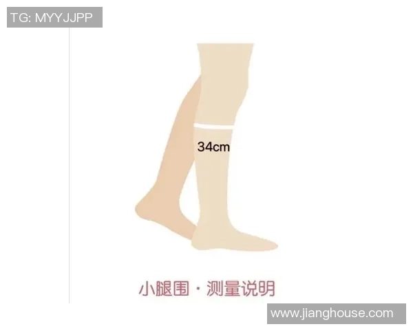 足球明星小腿围度揭秘运动员体型与表现之间的关系分析